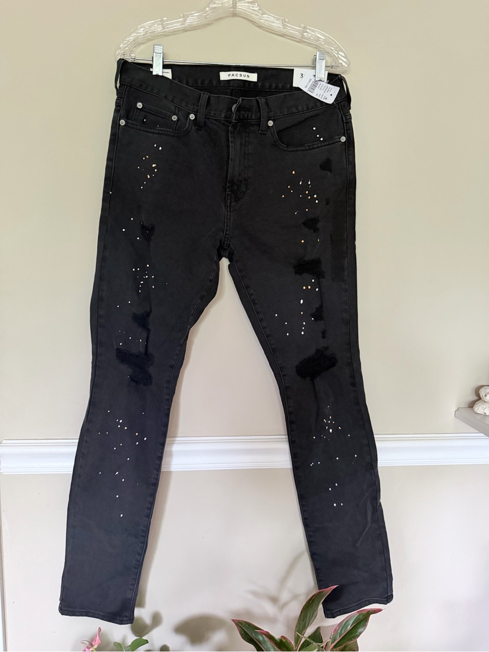 Pacsun Black Distressed Skinny Jeans with paint Details